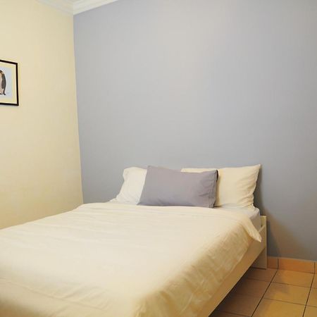 Grayhaus Guest House Petaling Jaya Room photo
